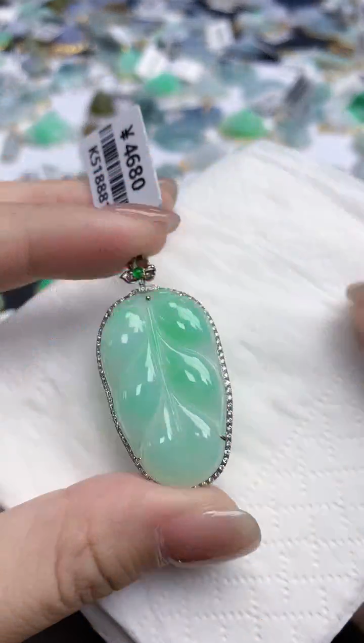 【闪购商品】翡翠颈饰18K金镶嵌天然缅甸翡翠A货