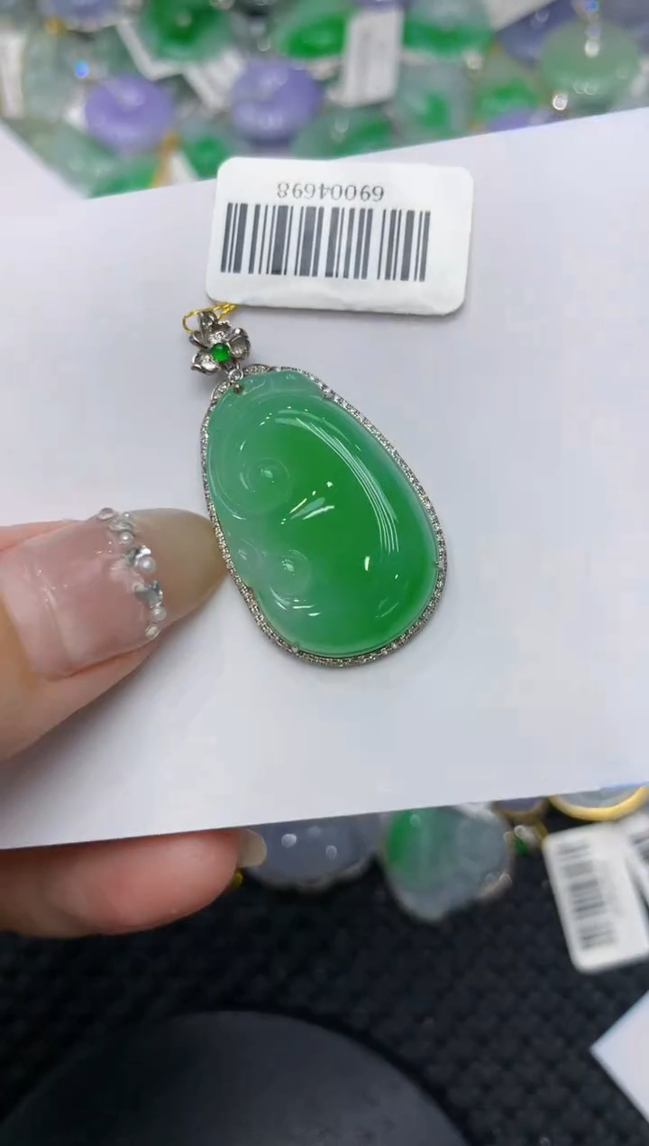 【闪购商品】翡翠颈饰18K金镶嵌222222222