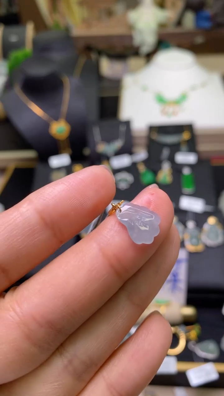 【闪购商品】翡翠颈饰18K金镶嵌净货16185