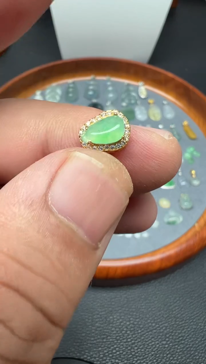 颈饰银S925镶嵌翡翠（12号）纯天然A货缅甸翡翠 福瓜潘拉拉