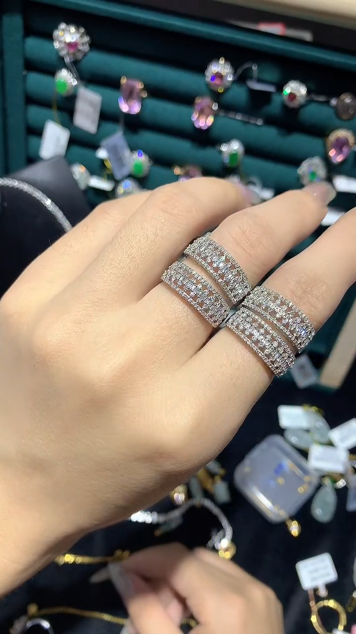 戒指/指环18K金镶嵌钻石1克拉钻石戒指