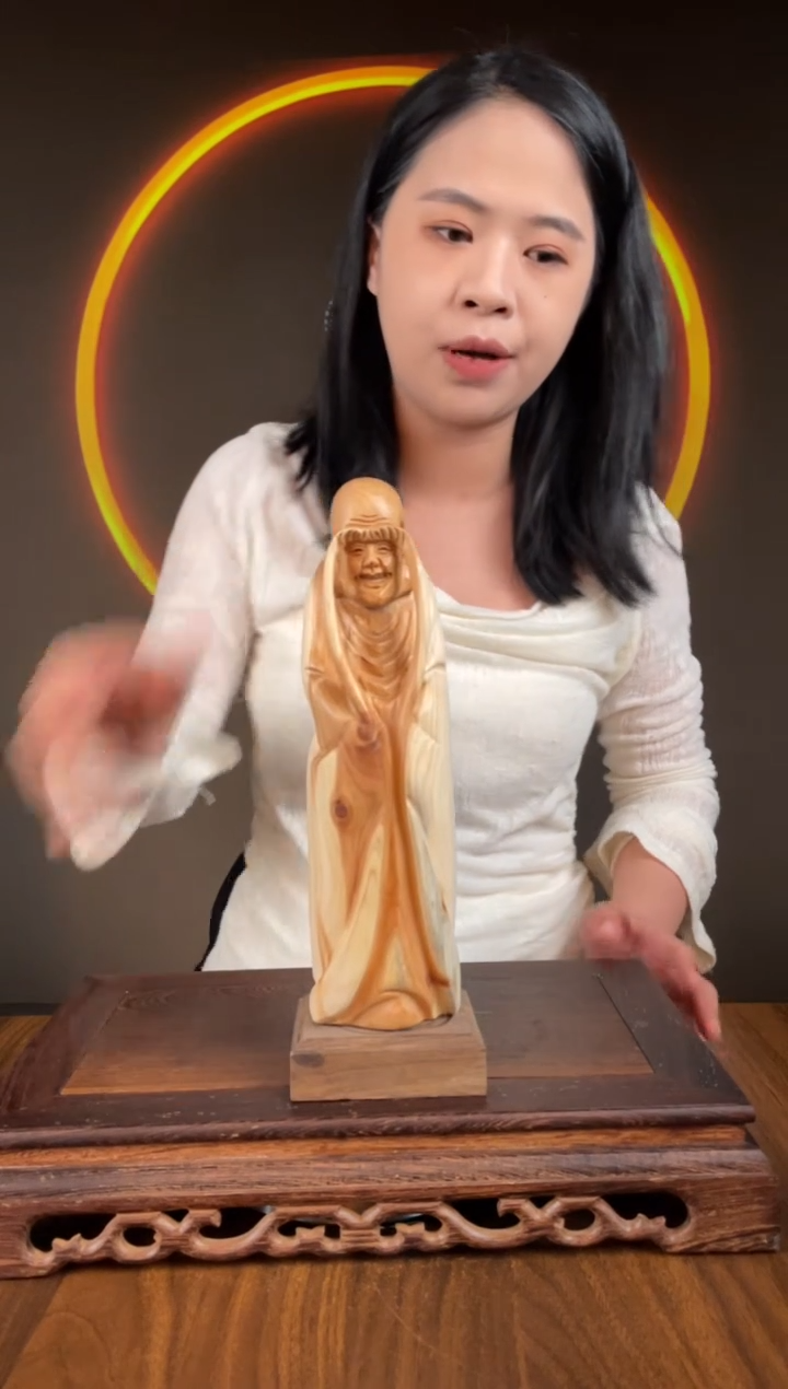 【闪购商品】柏木（崖柏）手工摆件,先抢先得!