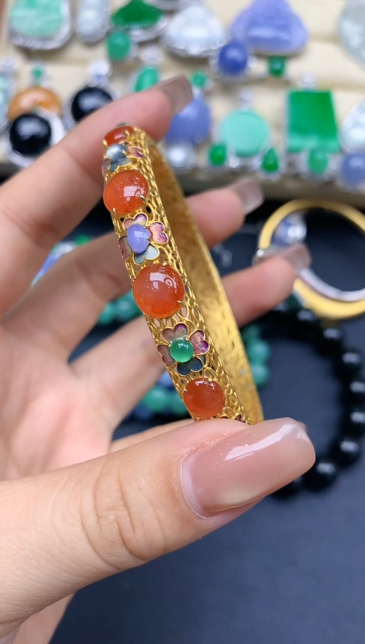 18K金镶嵌手镯翡翠357-中国好珍宝