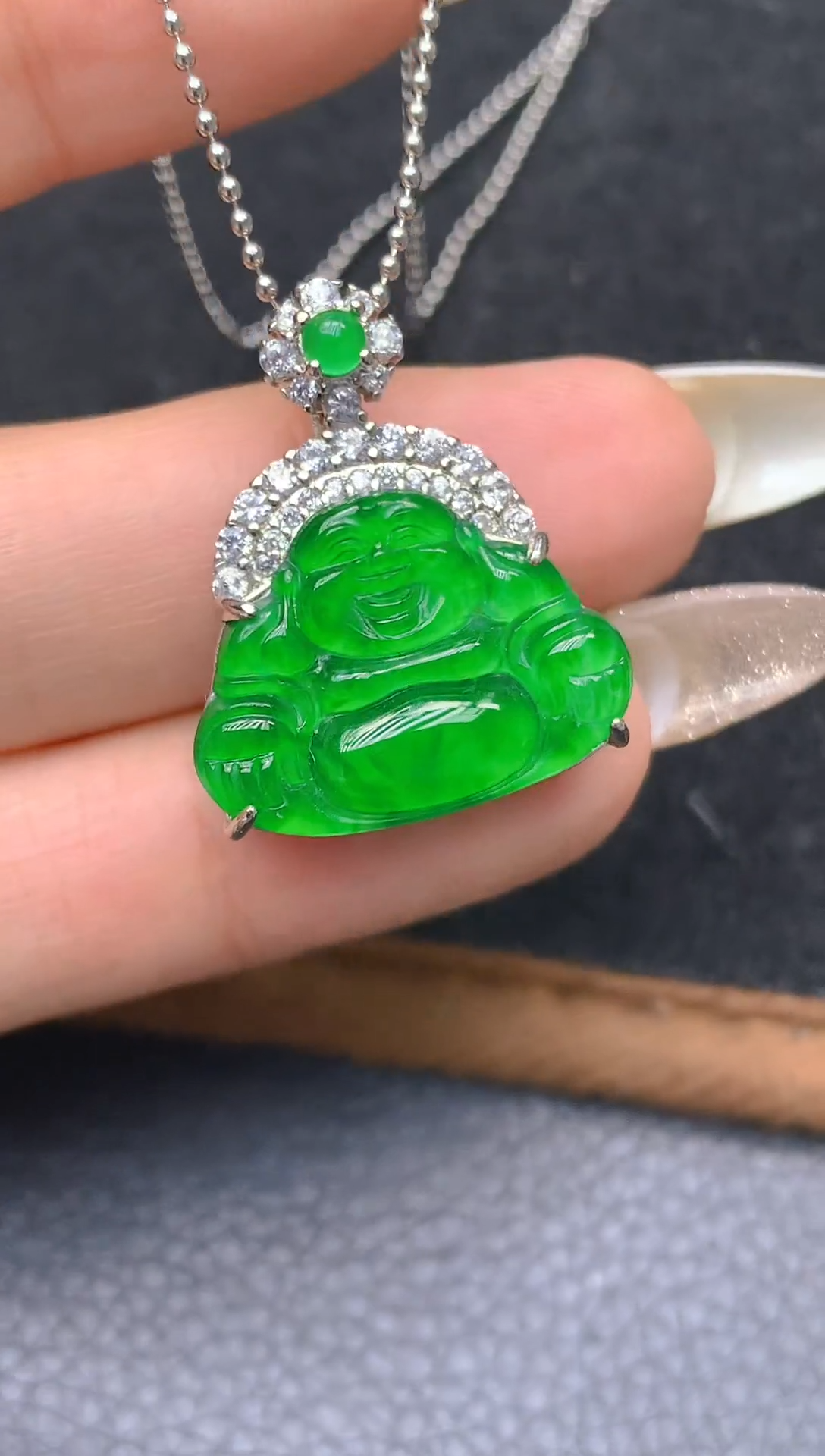 颈饰未镶嵌翡翠天然翡翠A货