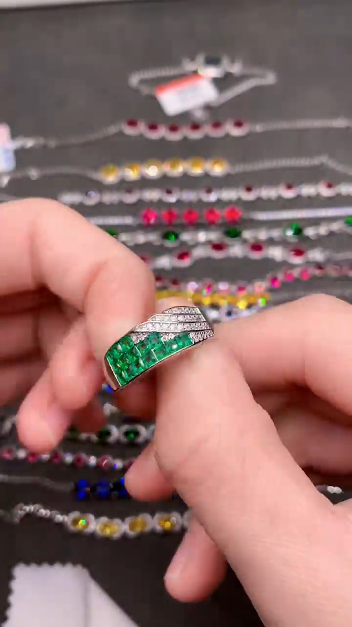 【闪购商品】祖母绿戒指银S925镶嵌......