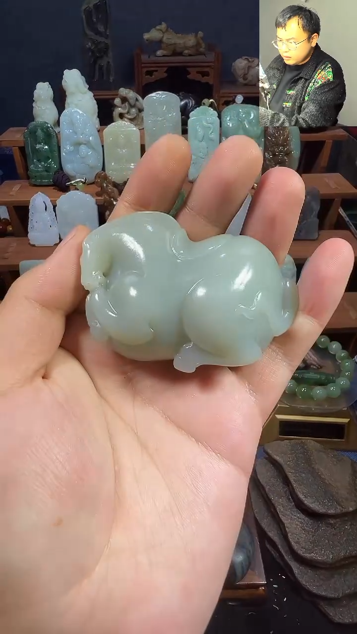 颈饰未镶嵌和田玉寰*1