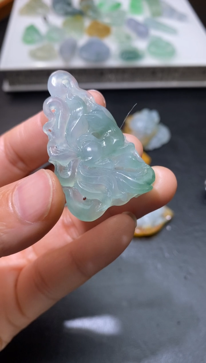 【闪购商品】定制翡翠未镶嵌翡翠毛货~