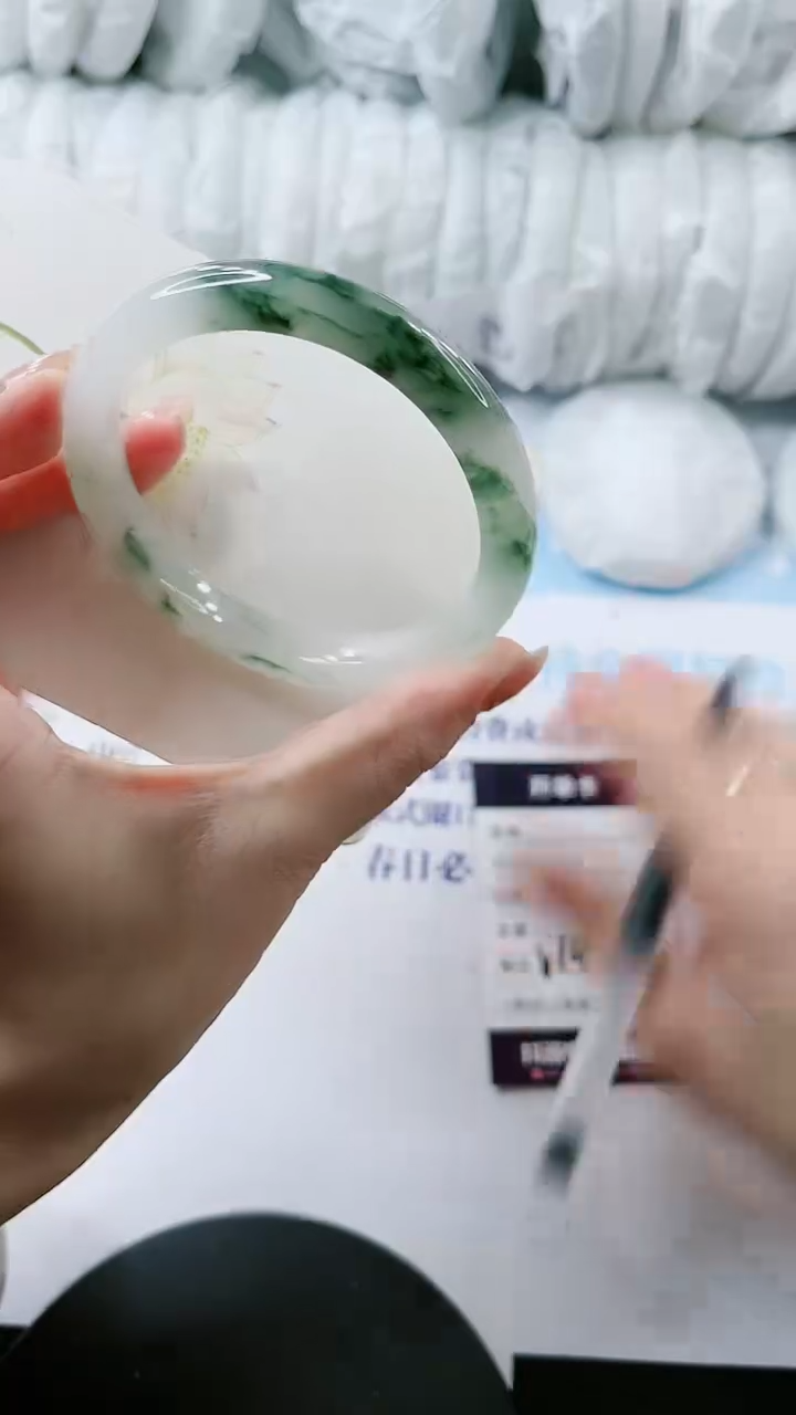 【闪购商品】石英质玉手镯未镶嵌多样性发货V141