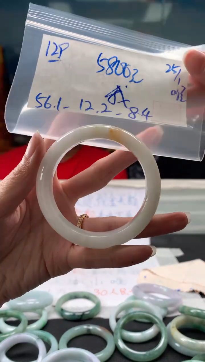 【闪购商品】翡翠手镯未镶嵌翡翠手镯 下单联系小耳机#129