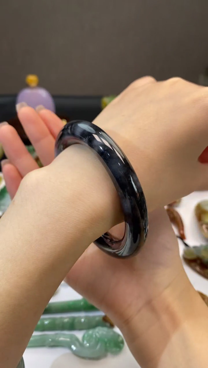 翡翠未镶嵌手镯翡翠冰乌鸡手镯
