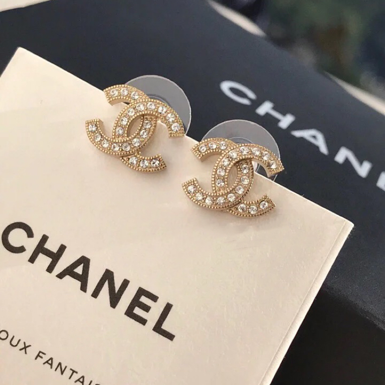 未使用 Chanel/香奈儿  经典双c/双c/弧形/明星/金色/mini/耳钉ZS