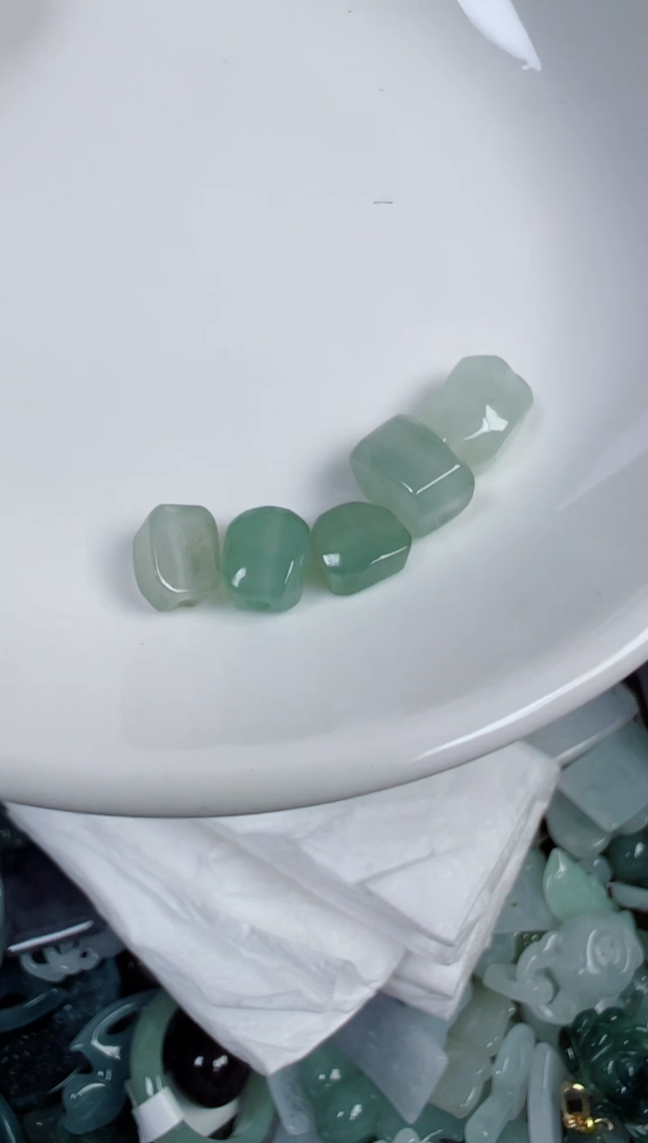 散珠翡翠826号链接，A货翡翠