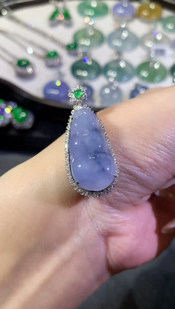 【闪购商品】翡翠吊坠(不含链)18K金镶嵌20-豆子