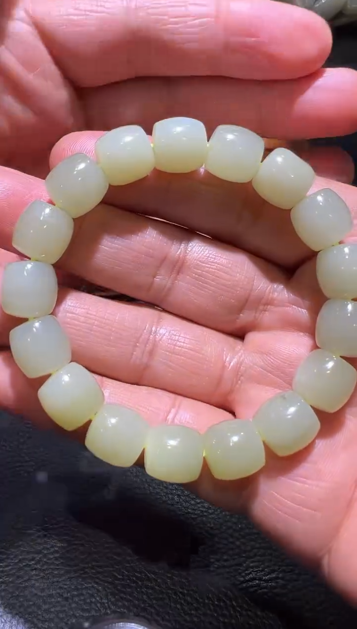 未镶嵌手链和田玉新疆和田玉