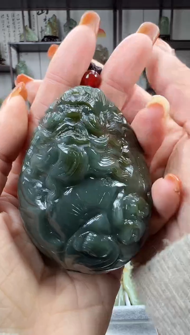 未镶嵌和田玉把件1