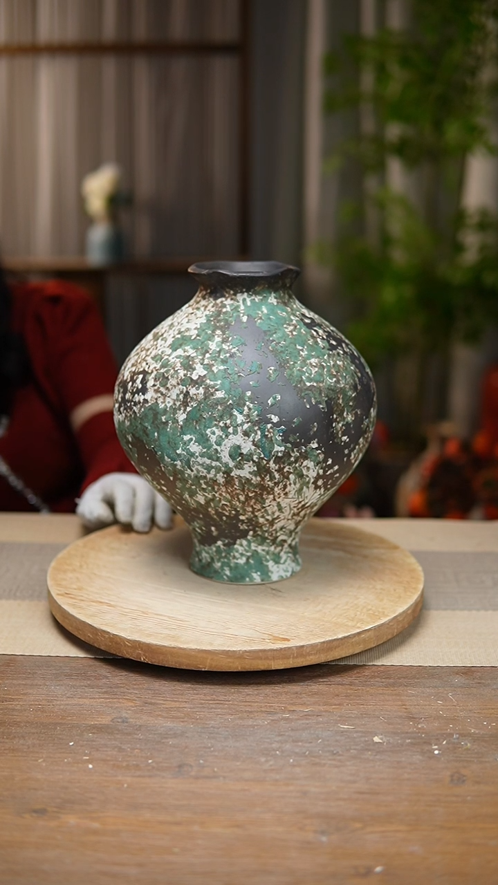 【闪购商品】陶瓷花器涂鸦绿灯笼