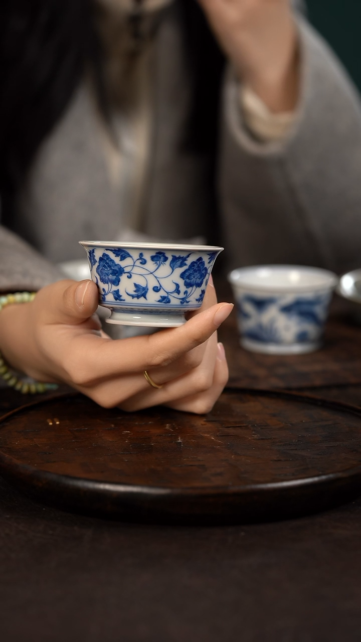 【闪购商品】杯聚澜堂缠枝牡丹马蹄杯