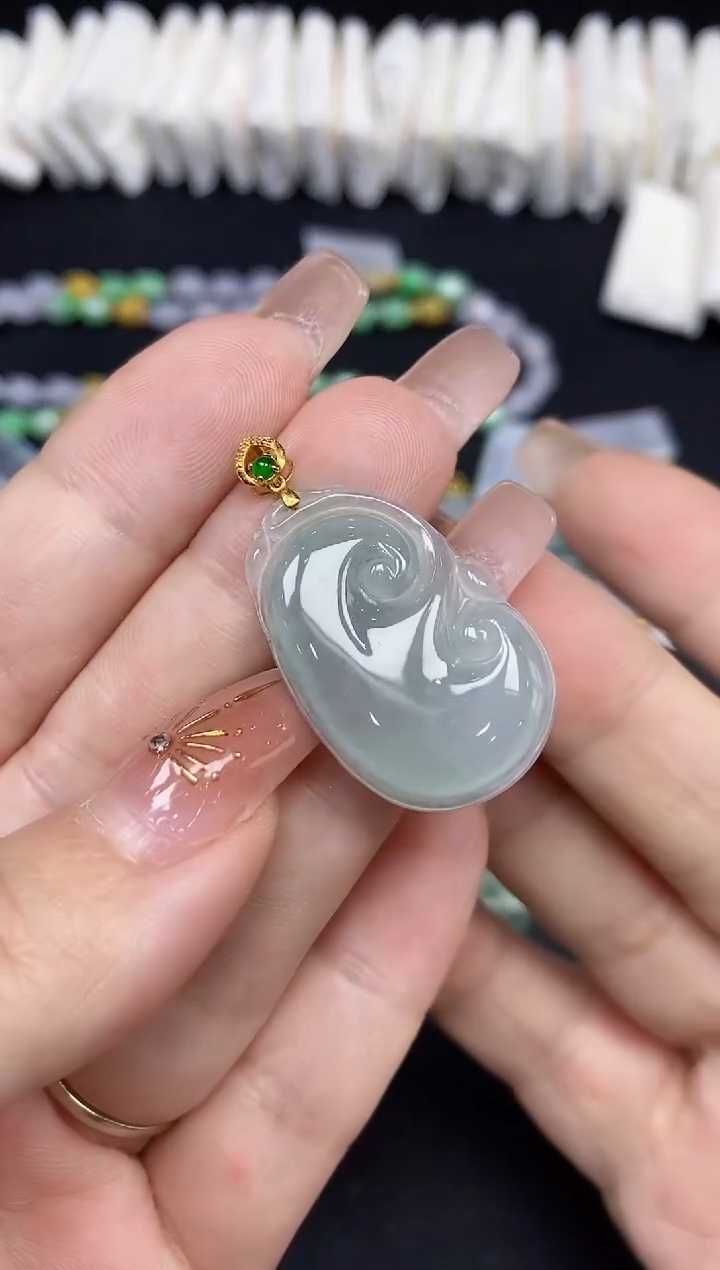 吊坠(不含链)18K金镶嵌翡翠如意18K金扣镶嵌@@CMT