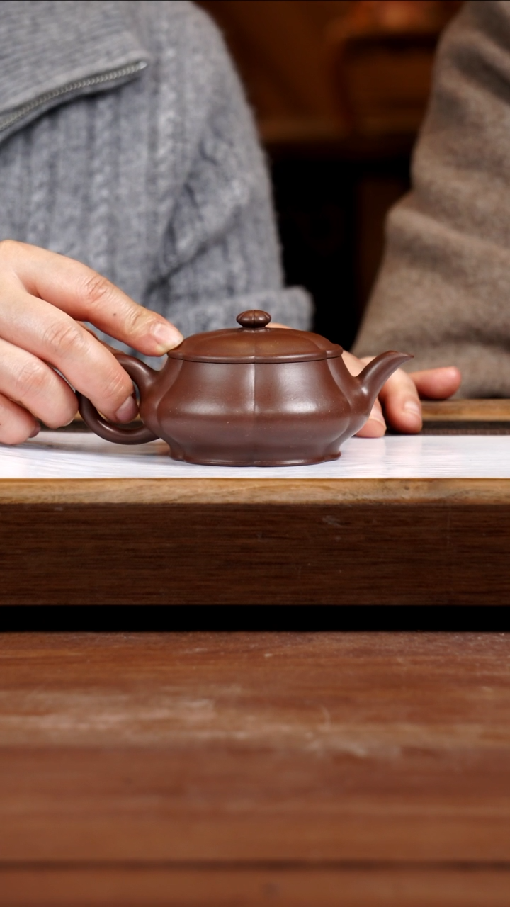 【闪购商品】紫砂茶壶四号井底槽青筋纹明炉160CC