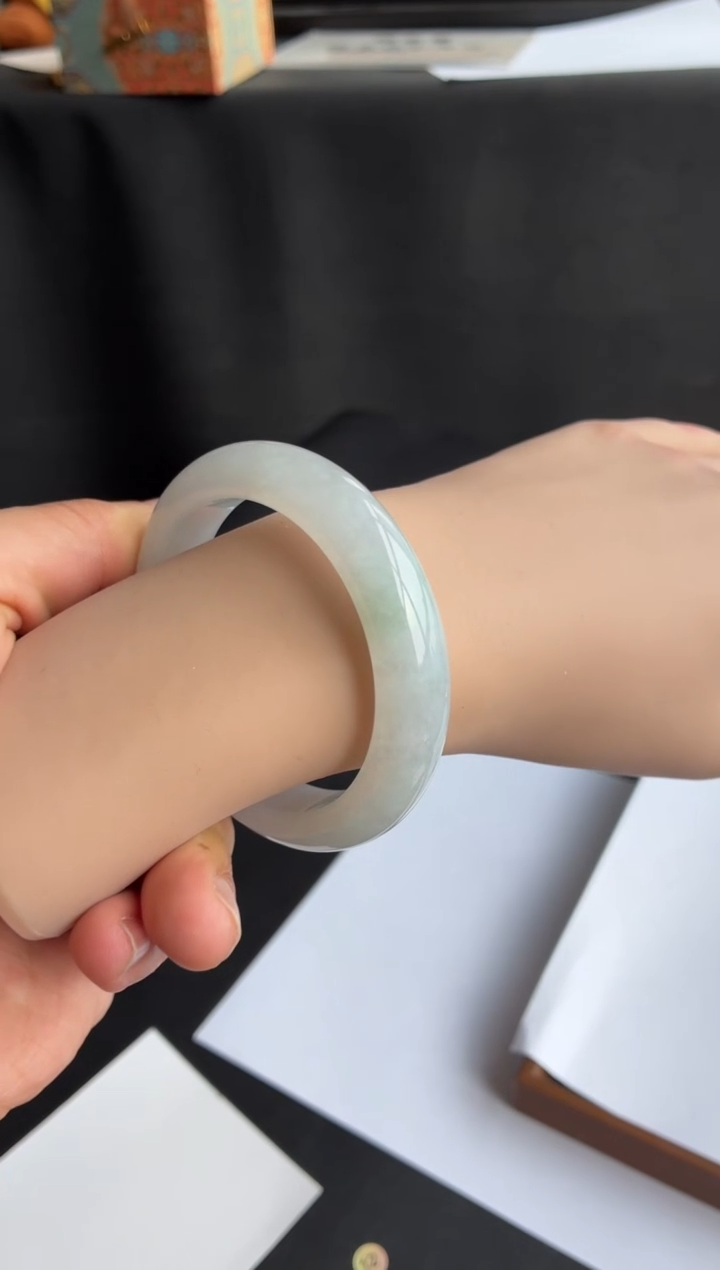 未镶嵌手镯翡翠32号55.1*12.4*8.8正圈