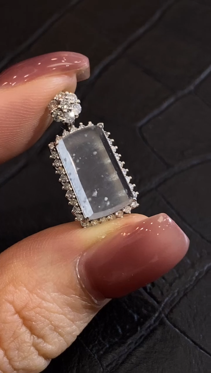 翡翠18K金镶嵌颈饰收到货48小时鉴赏期（超时不退不换）