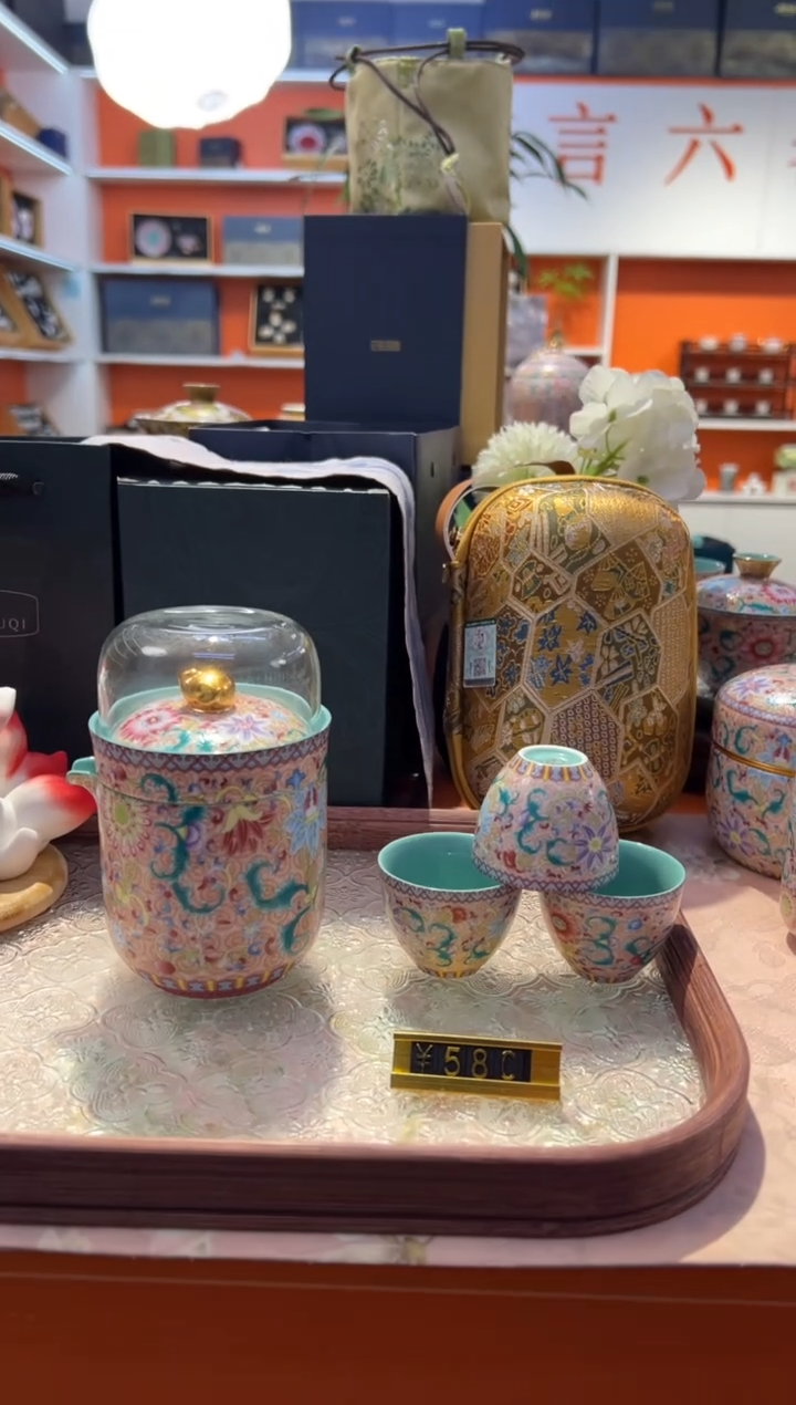 瓷片小乔闪购链接