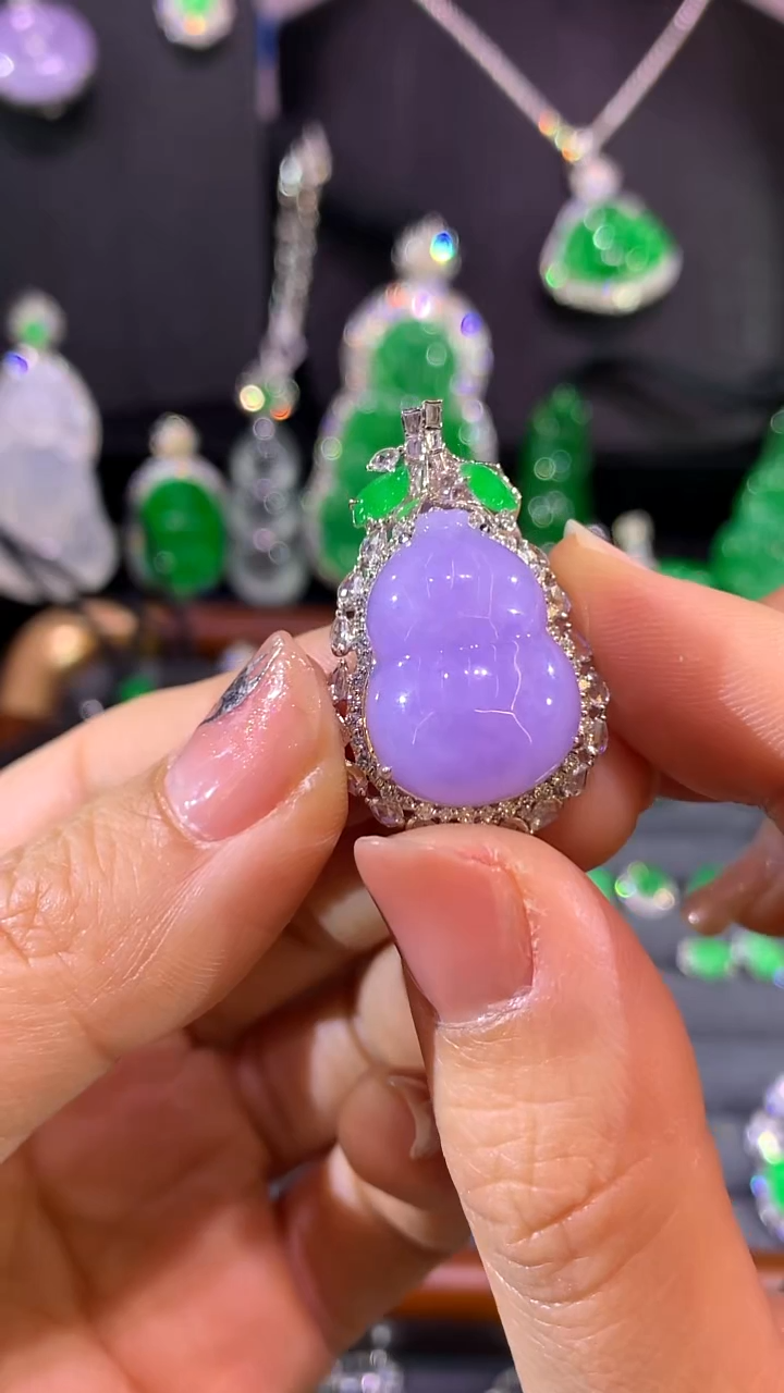 吊坠(不含链)18K金镶嵌翡翠吊坠