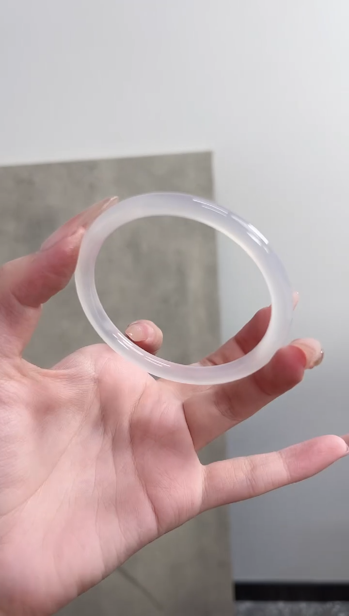 【闪购商品】玛瑙/玉髓手镯未镶嵌55-56圈