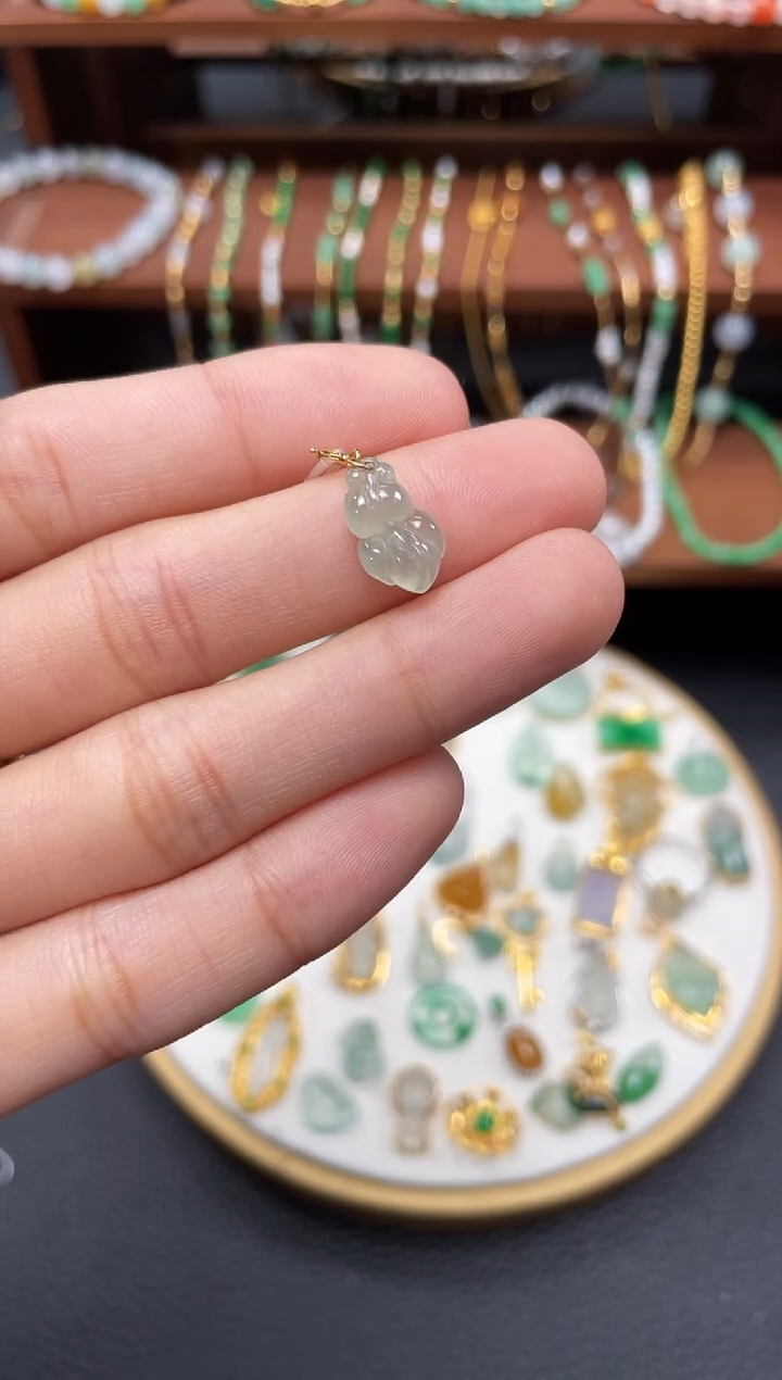 【闪购商品】石英质玉吊坠(不含链)18K金镶嵌一个   JK601