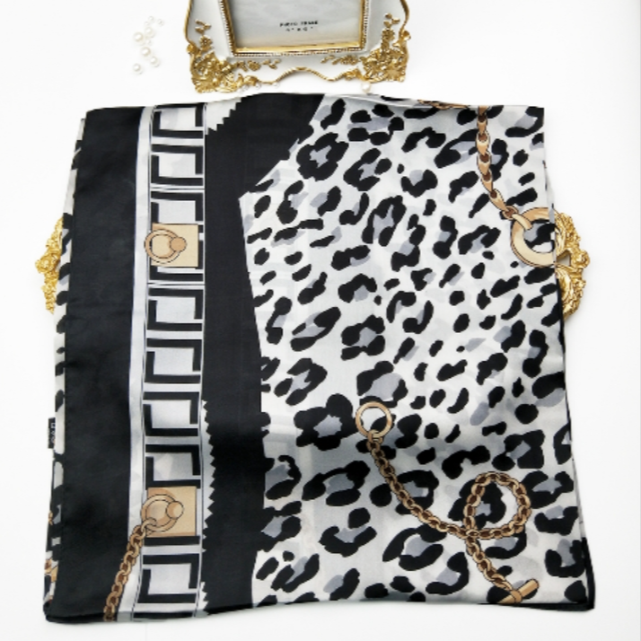 迪兰娅气质优雅时尚围巾