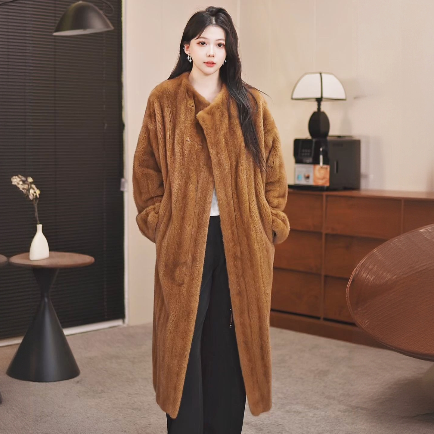 全抽刀貂皮大衣女圆领中长款2025新款进口水貂皮草外套年轻款显瘦