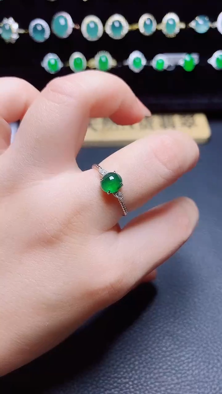 翡翠戒指银S925镶嵌天然翡翠A货s925银镶