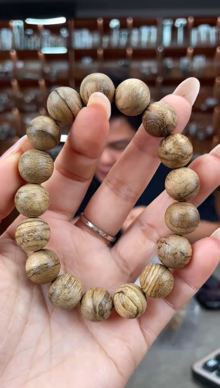 【闪购商品】沉香手串42号老惠安多样性发一条