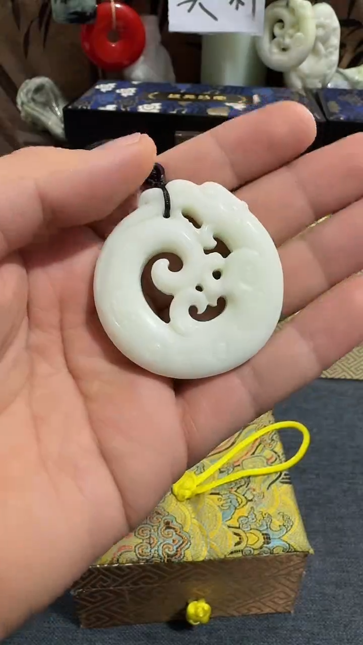 未镶嵌挂件蓝田玉（蛇纹石化大理石玉）蓝田 古龙平安扣