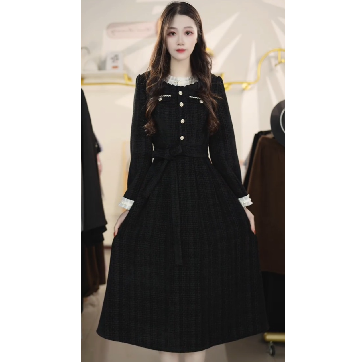 2025秋冬新款韩版时尚气质高腰蕾丝花边赫本连衣裙女Y761023