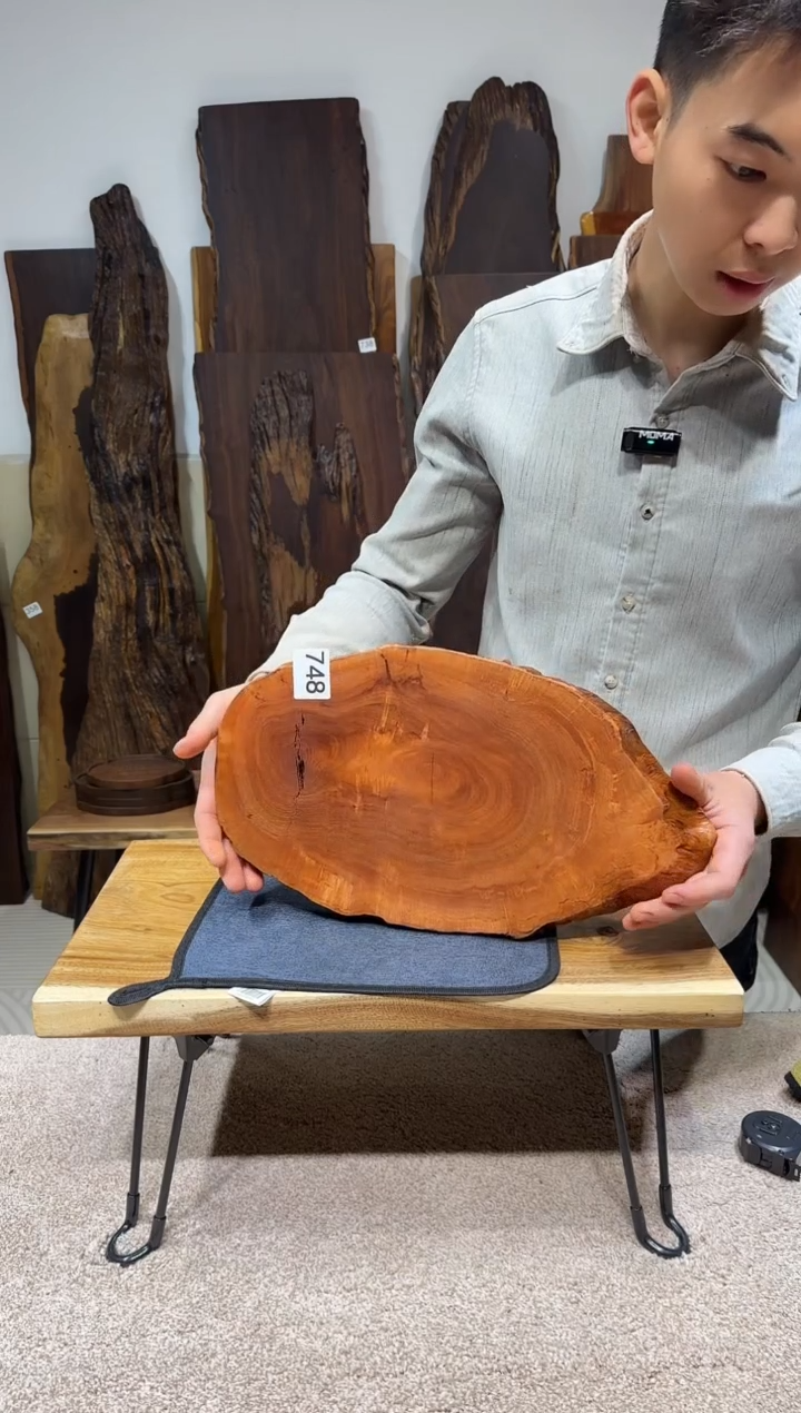 【闪购商品】荔枝木尺寸40*22*3编号748