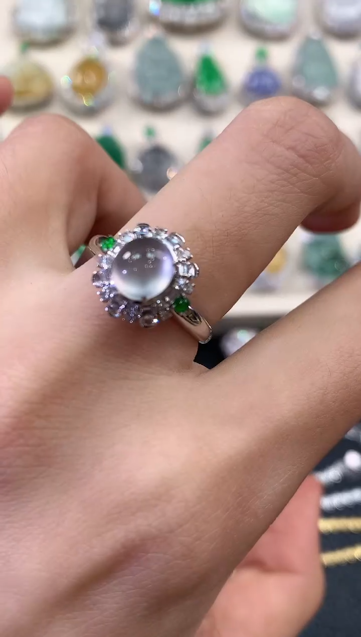 【闪购商品】翡翠戒指18K金镶嵌D111  