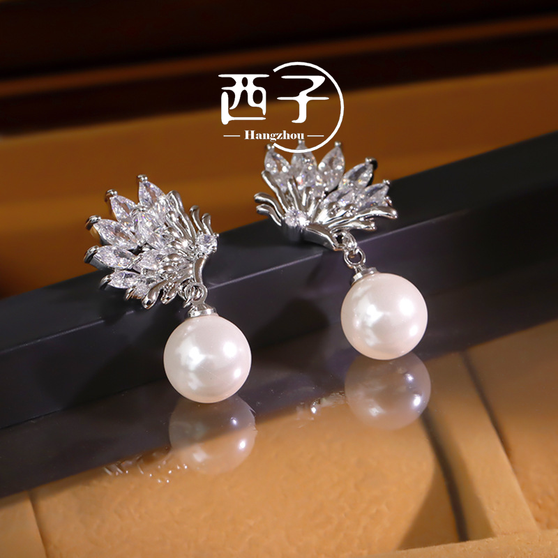西子饰品高定镀 18K 金【蝴蝶羽翼耳钉】S925银针耳饰欧若风穿搭