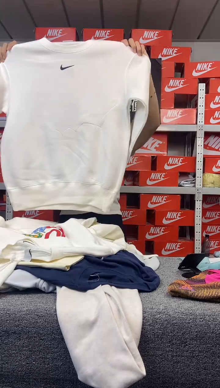 089编码 瑕疵直播间过款 尺码150XS