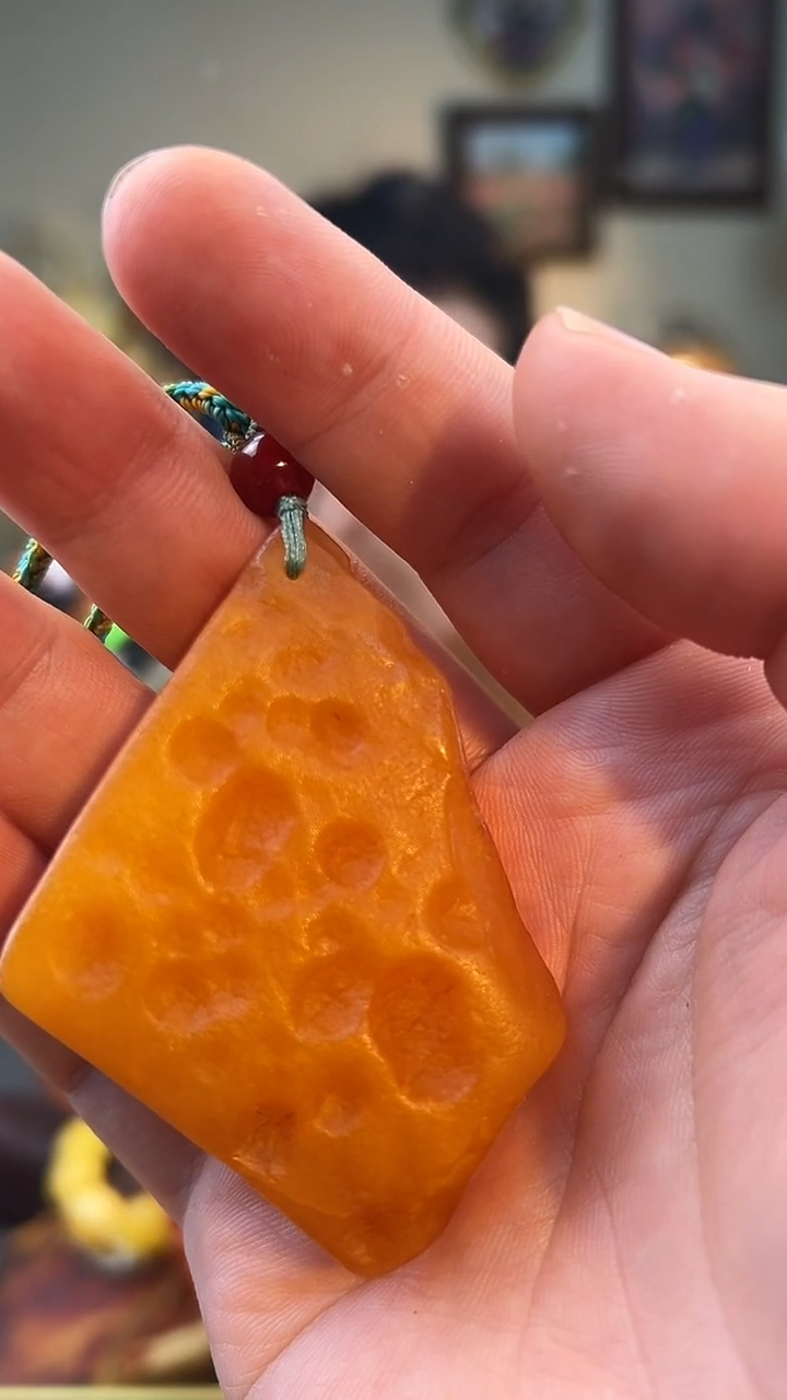 琥珀颈饰未镶嵌吊坠