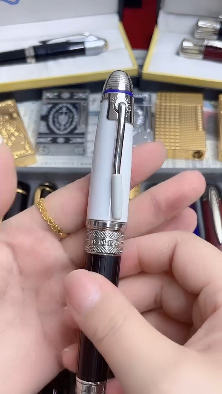 【闪购商品】瓷片HHJUUYTYPIUUU&&……%…