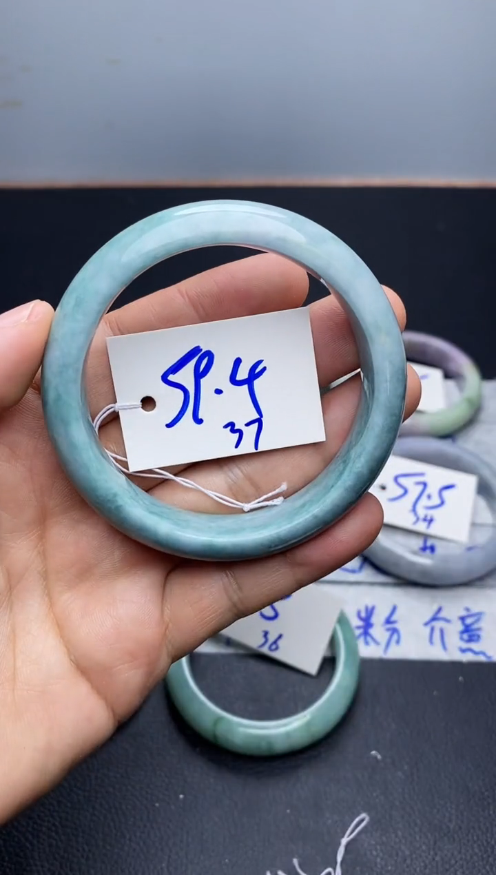 未镶嵌手镯翡翠37