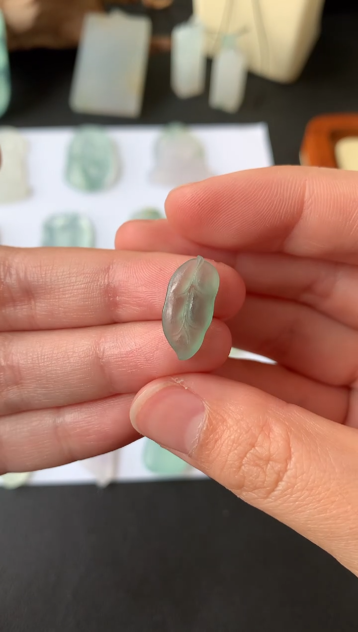 【闪购商品】定制翡翠未镶嵌翡翠