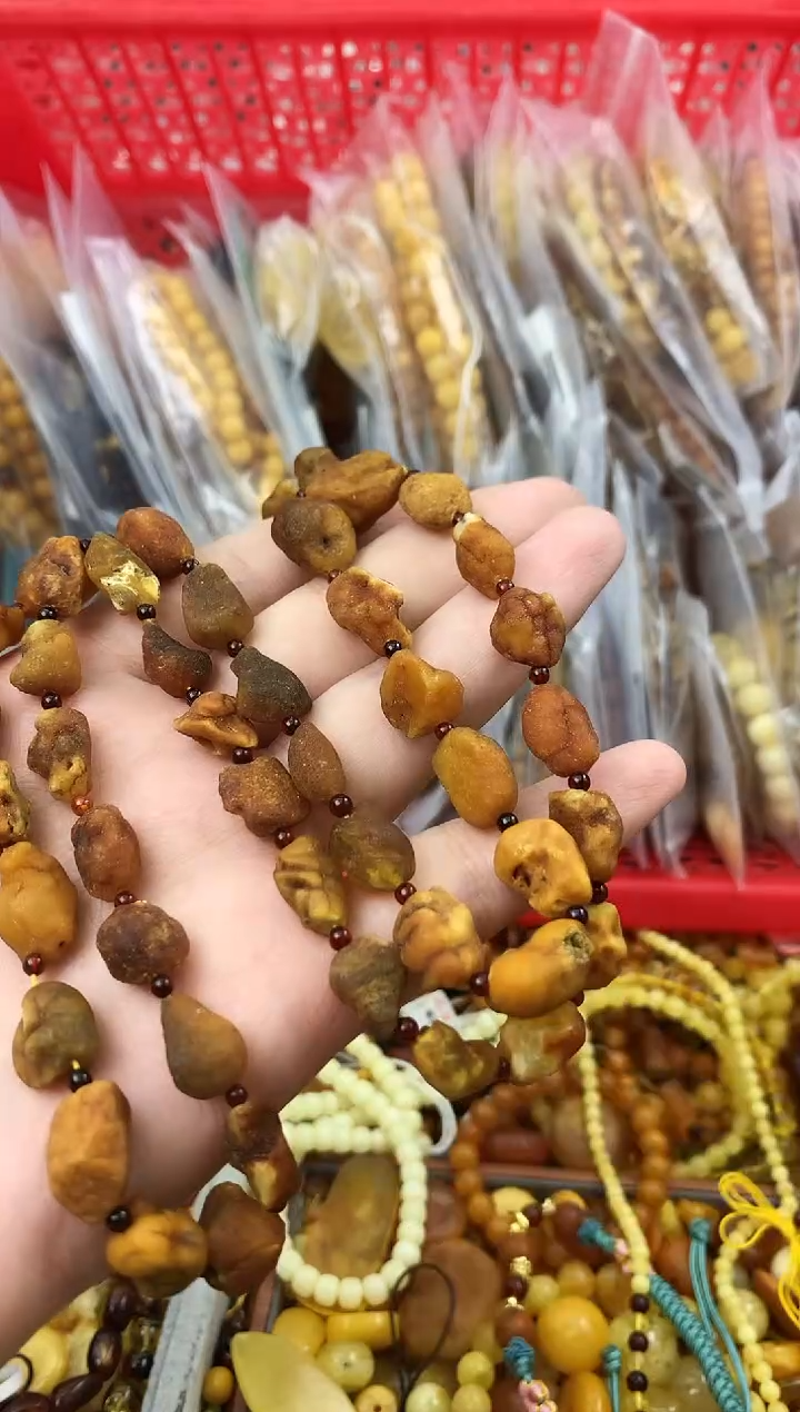 【闪购商品】未镶嵌琥珀珠宝奇石231