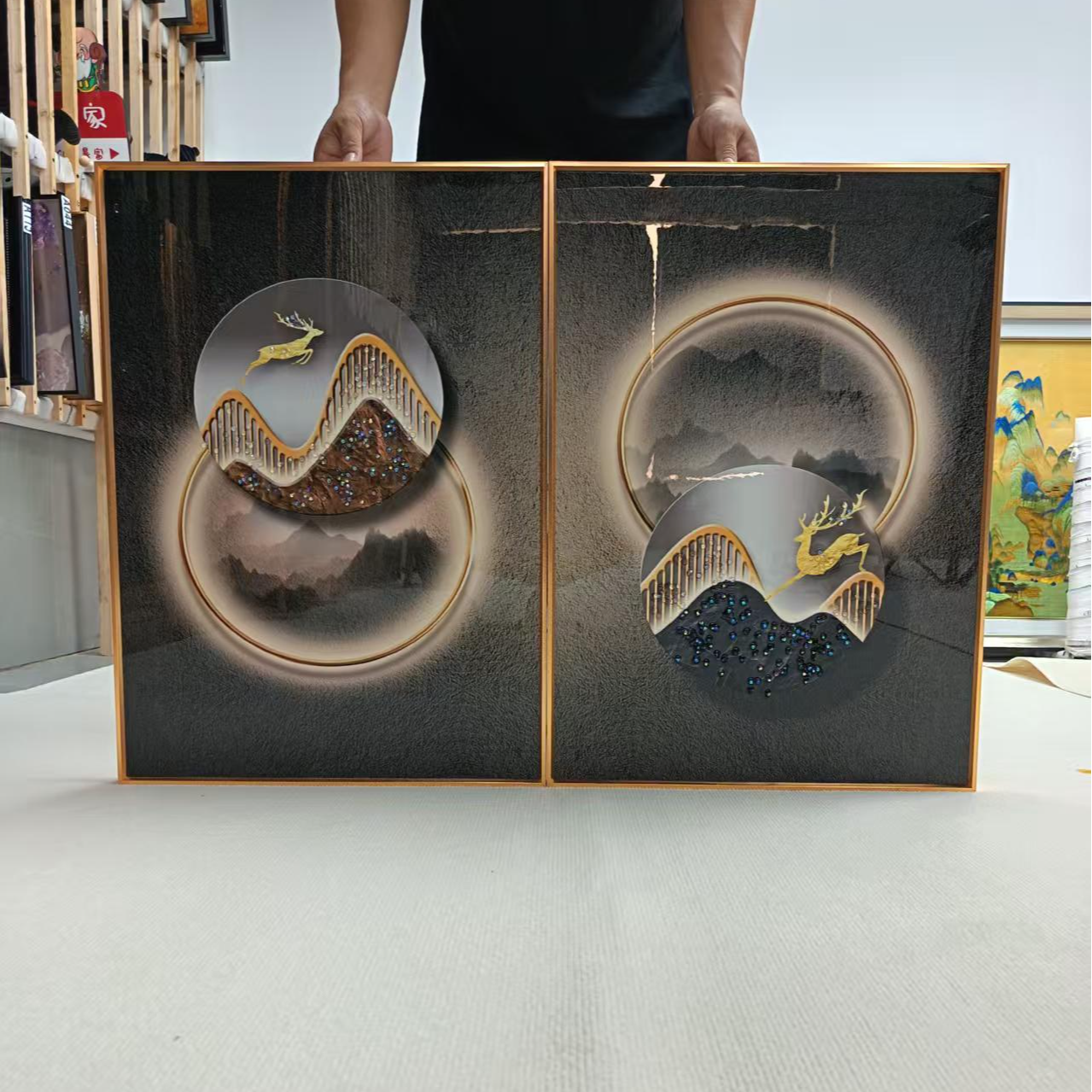 晶瓷镶钻简约大气轻奢客厅两联晶瓷画百搭沙发背景墙壁画鹿5070