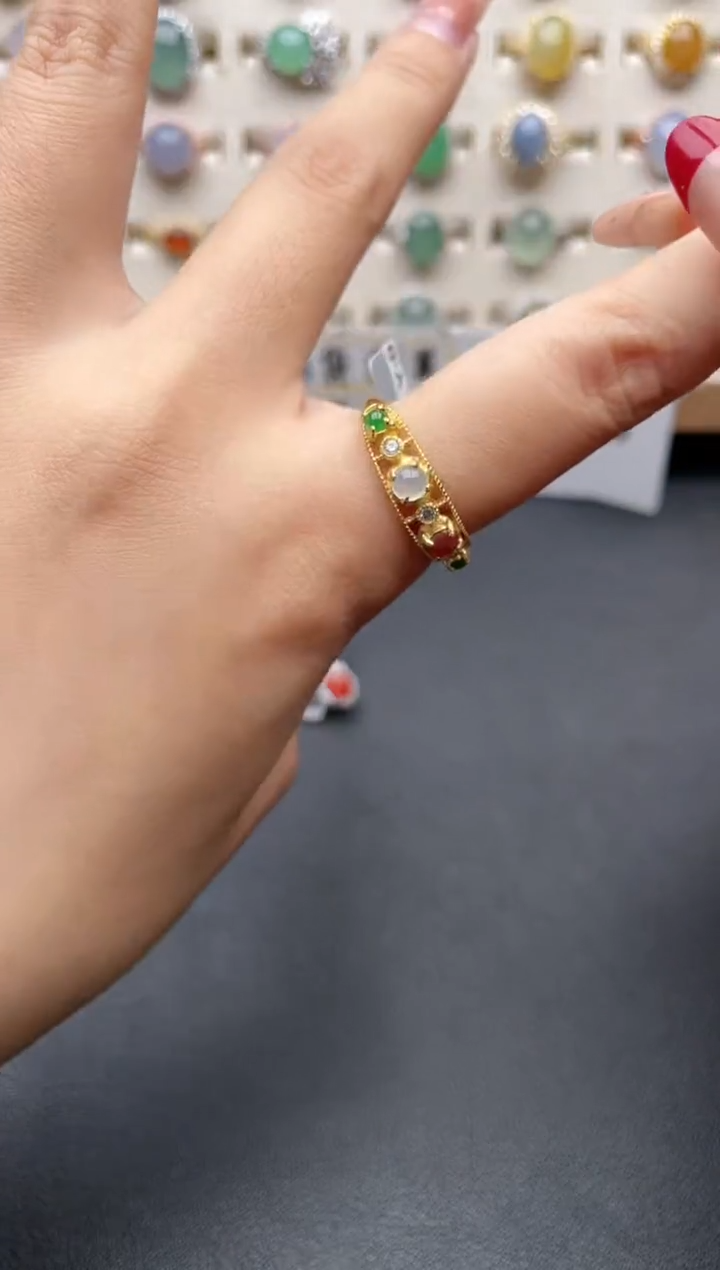 【闪购商品】翡翠戒指银S925镶嵌一物一证一礼盒