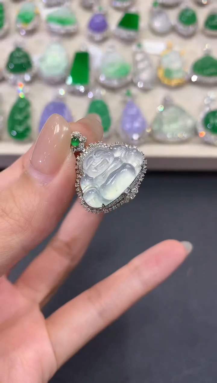 【闪购商品】翡翠吊坠(不含链)18K金镶嵌q94       