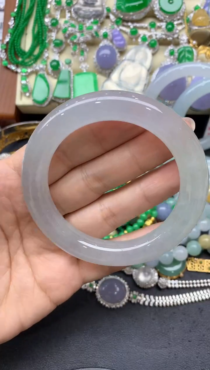 【闪购商品】翡翠手镯未镶嵌532中国好珍宝