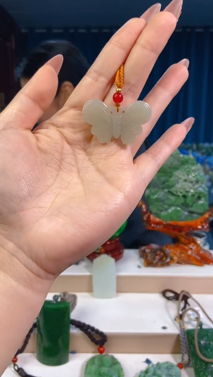 【闪购商品】和田玉挂件未镶嵌1