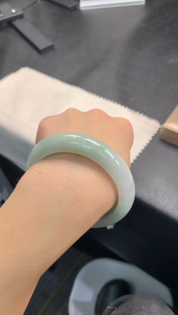 【闪购商品】翡翠手镯未镶嵌..........